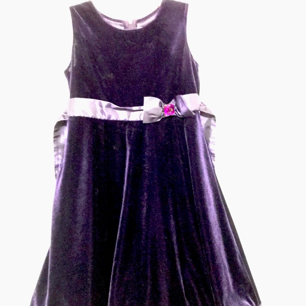 Perfectly Dressed sleeveless dress belt with gemstone in bow Girl’s size 8